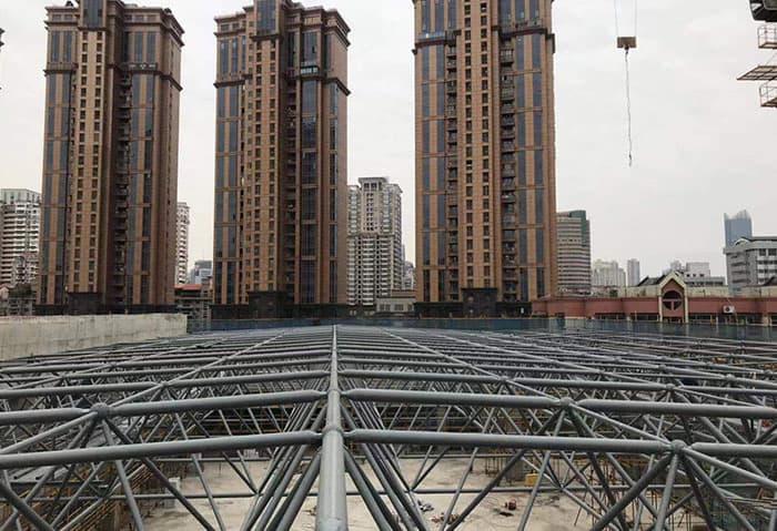 双流县螺栓球网架结构